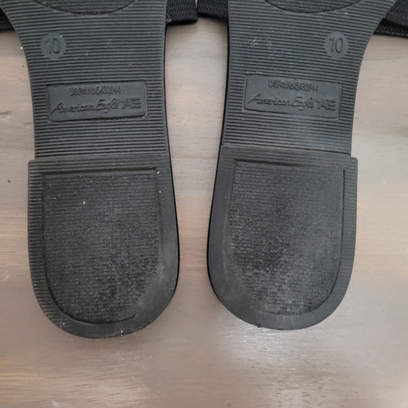 2 Pairs American Eagle Slip On Sandals Black Flat & Stripe Flat Size 10 - Picture 7 of 9